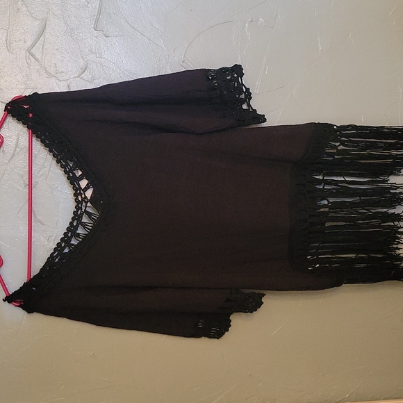 Pullover , intricately designed top - Picture 5 of 5